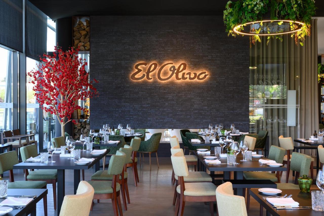 Melia Braga Hotel & Spa Экстерьер фото El Olivo
