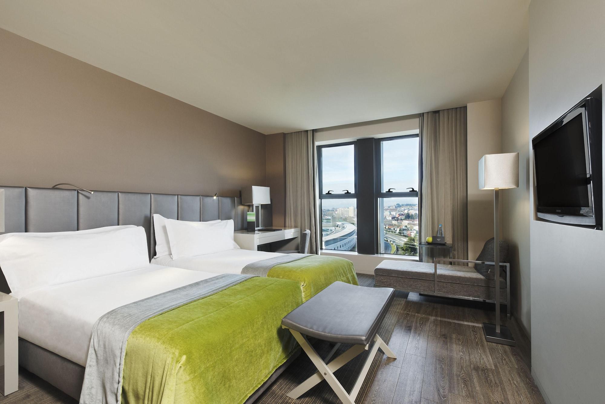 Melia Braga Hotel & Spa Экстерьер фото