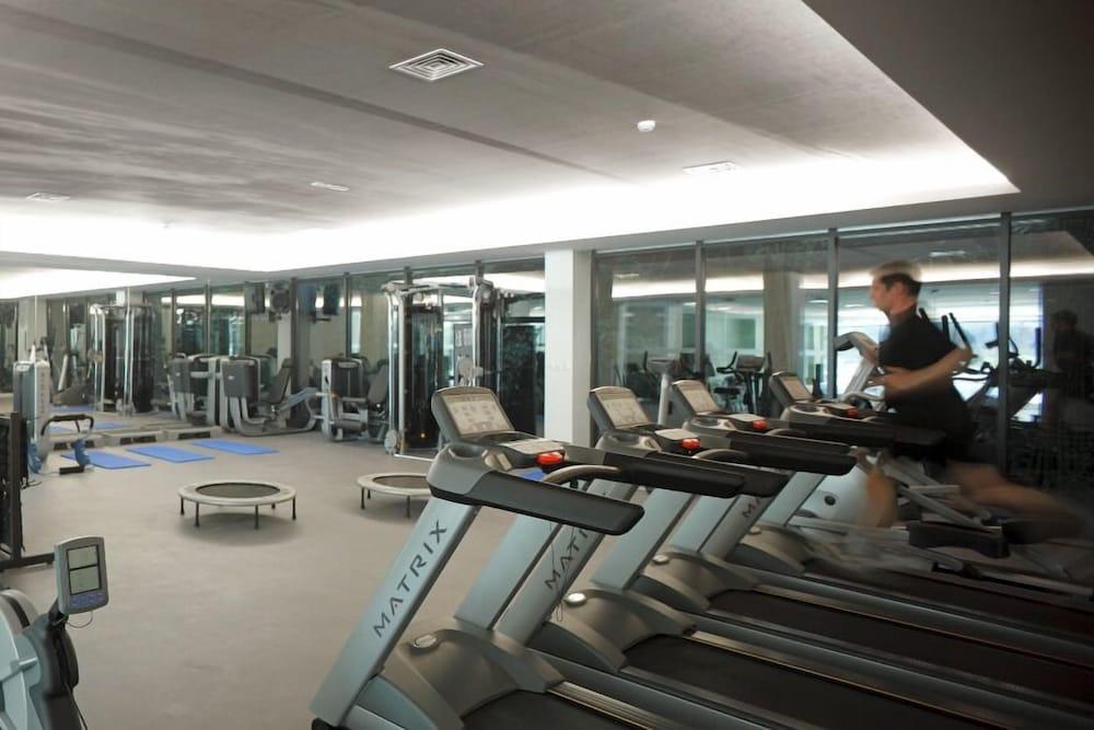 Melia Braga Hotel & Spa Экстерьер фото The gym at the National Olympic Centre, Lee Valley