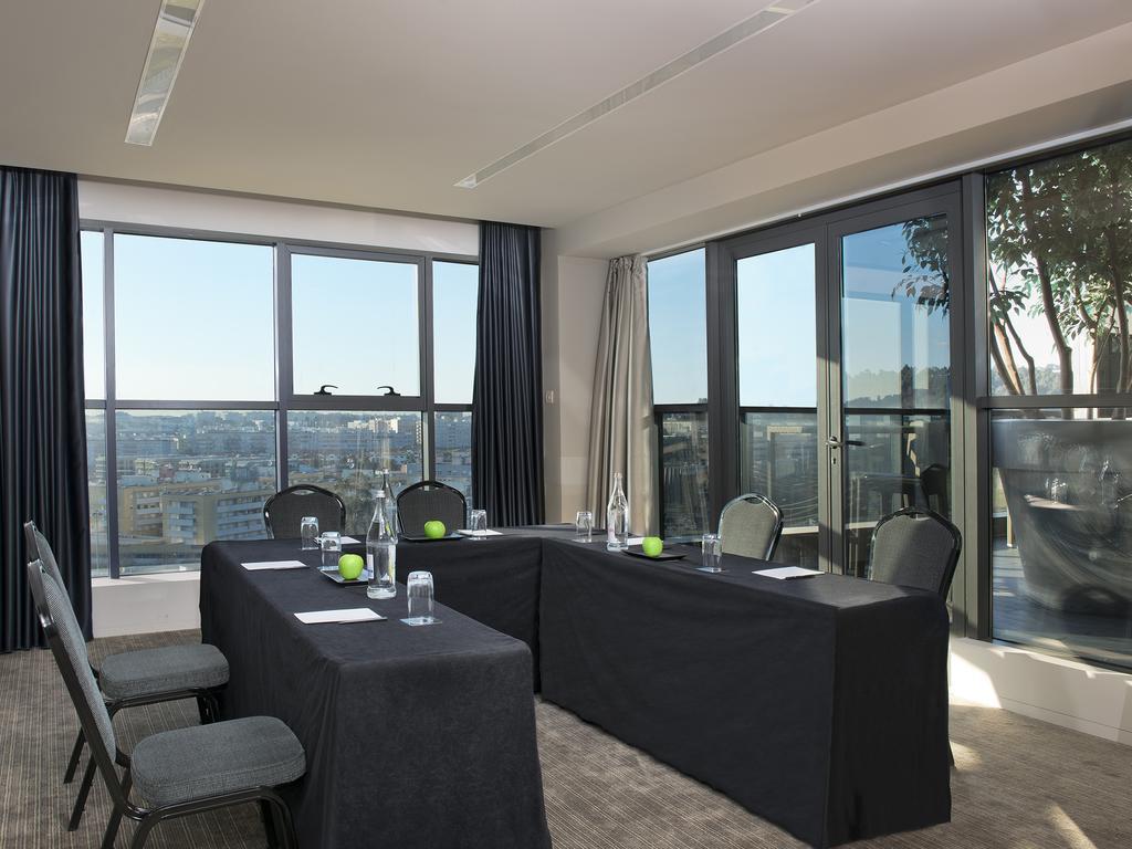 Melia Braga Hotel & Spa Экстерьер фото Meeting room